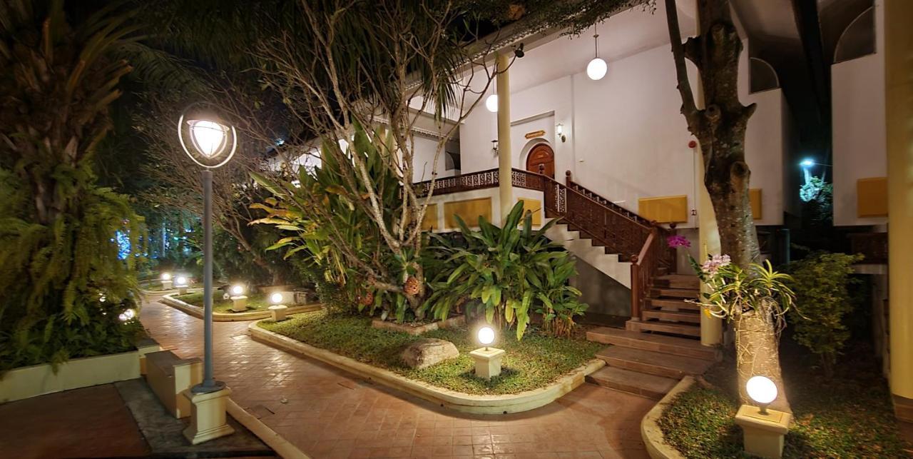 Phu Pha Phung Resort Suan Phueng Exterior foto